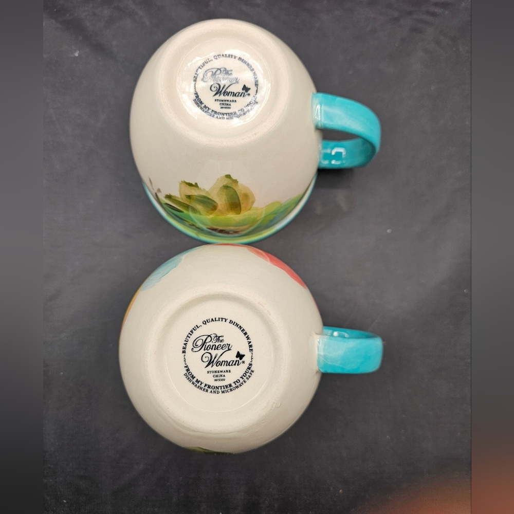 The Pioneer Women Flea Market Vintage Bloom mugs (2) - Picture 7 of 7